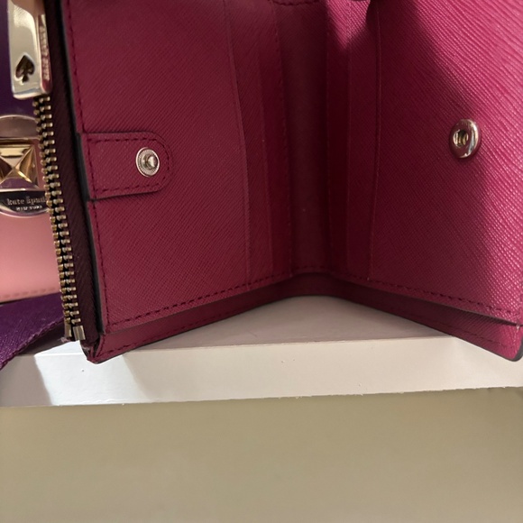 Kate Spade Small Eva L Zip Wallet Pebbled Leather - Picture 2 of 3